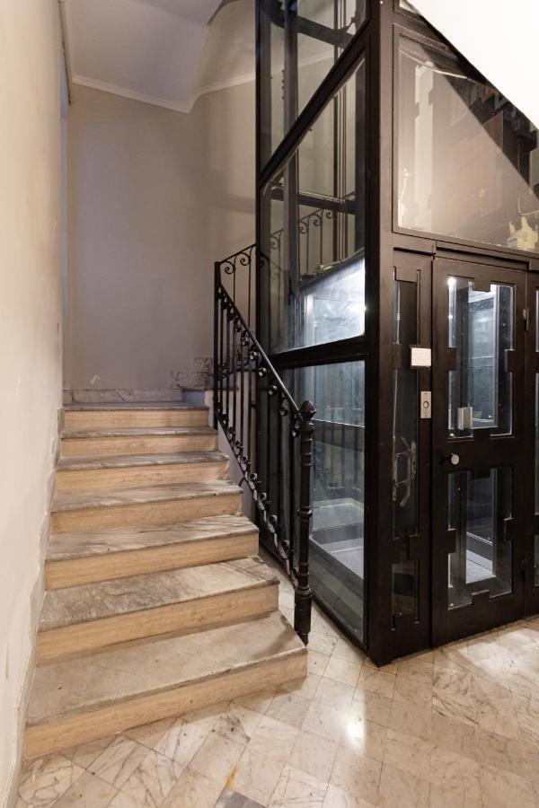Harry'S Bar Trevi Luxury Apartments - Modelli Rom Exteriör bild